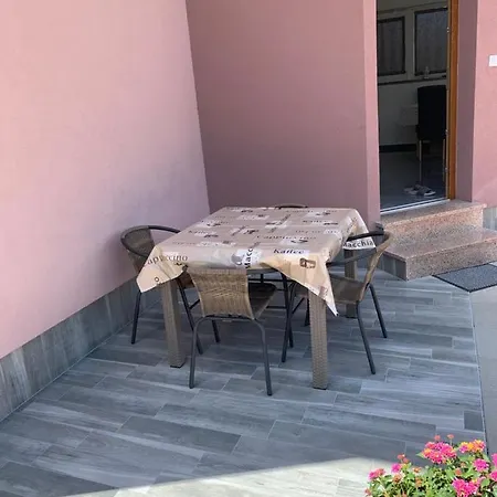 Anida Apartmán *